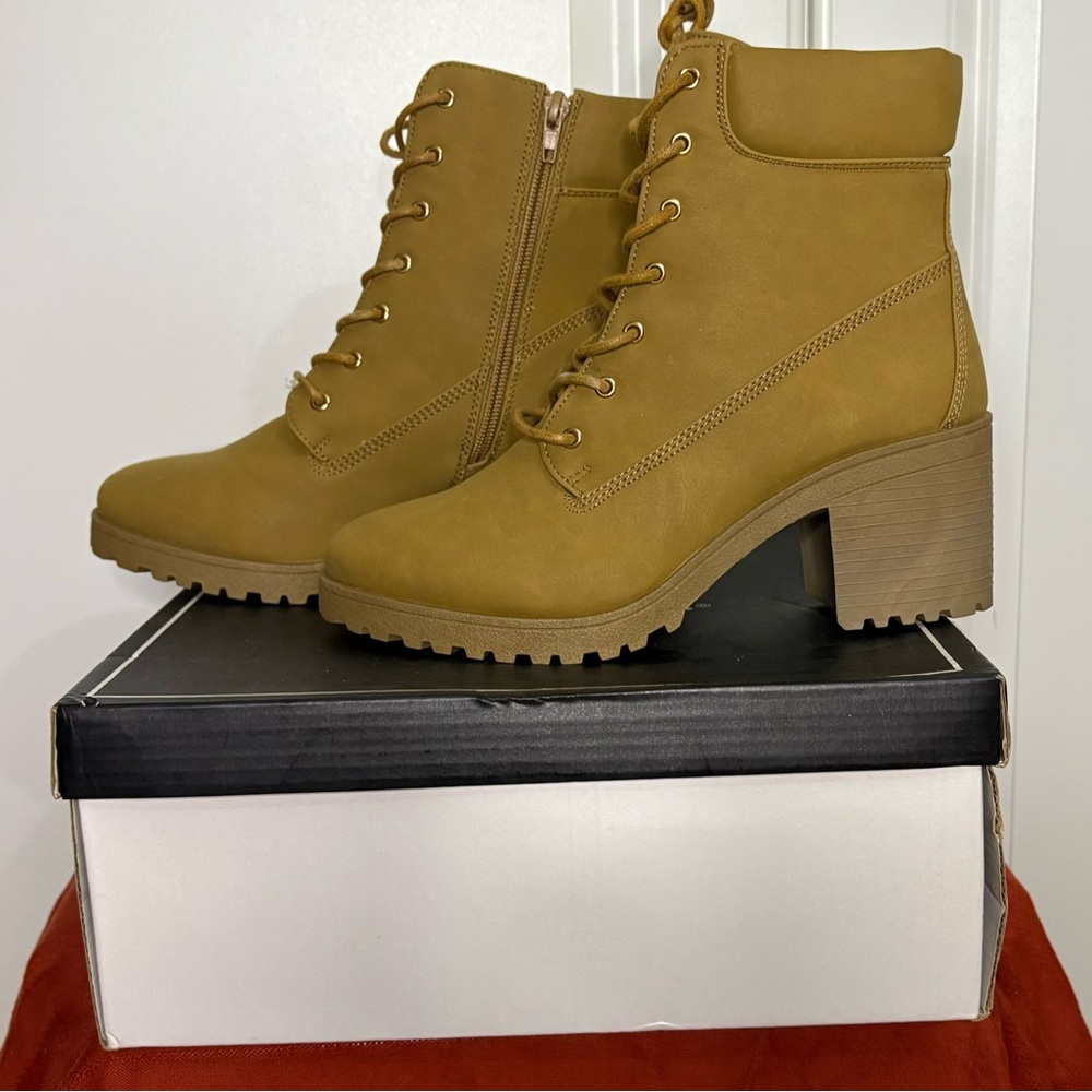 Qupid Tan Boots